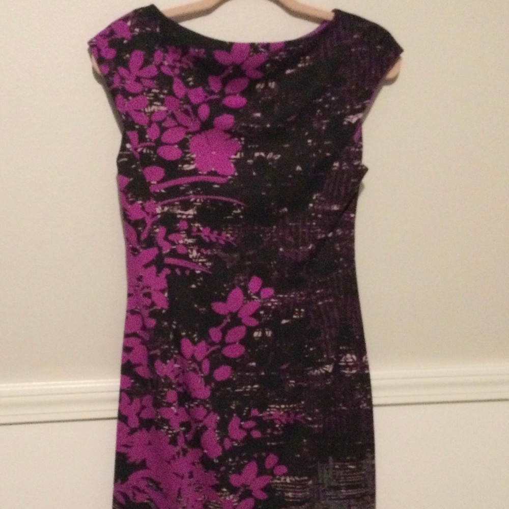 Stunning Tressa Ponte Dress - Picture 3 of 13